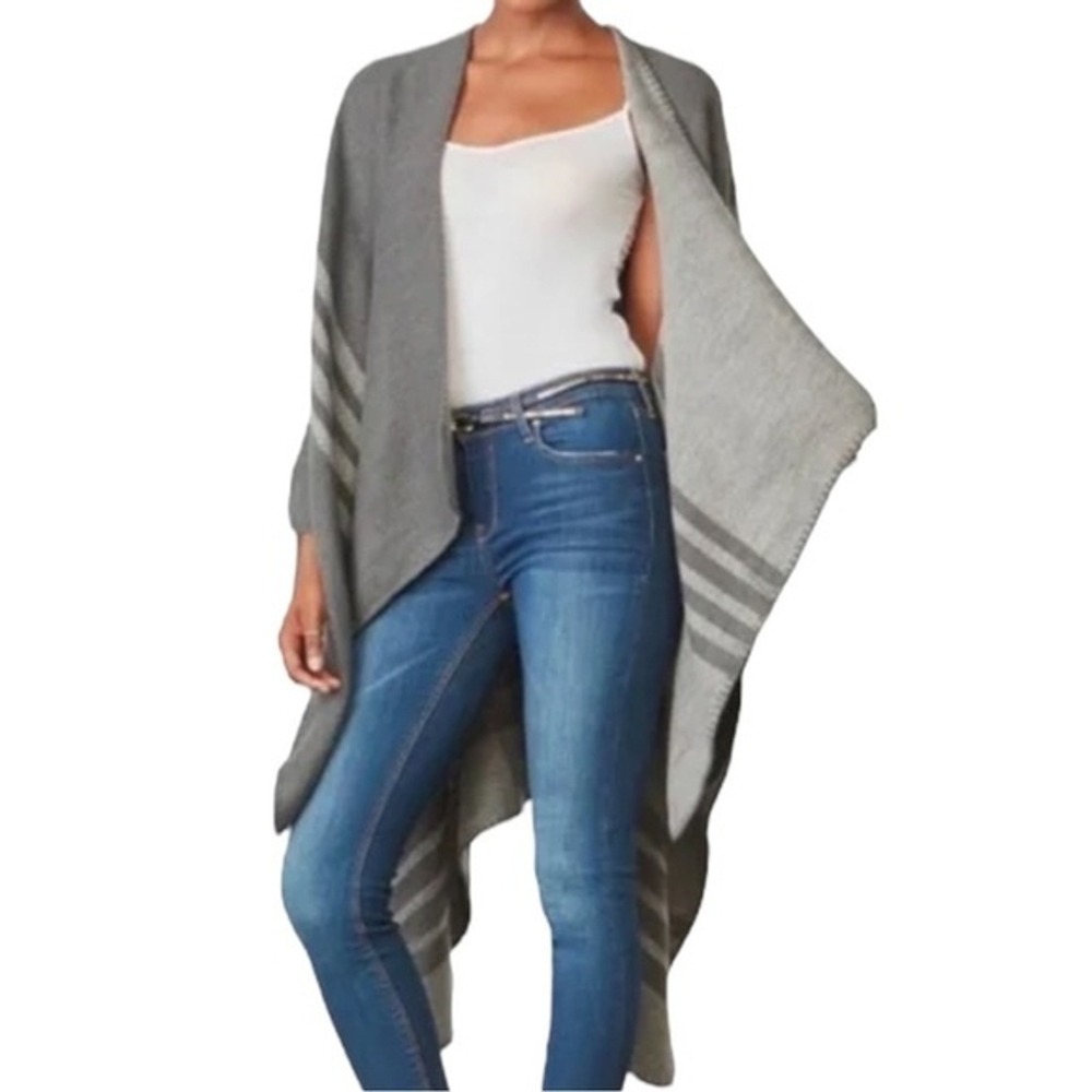 BB Dakota Reversible Poncho One Size Gray Stripe Blanket Wrap Cozy Boho Coastal